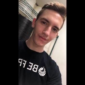 Meet your Posher, Christian